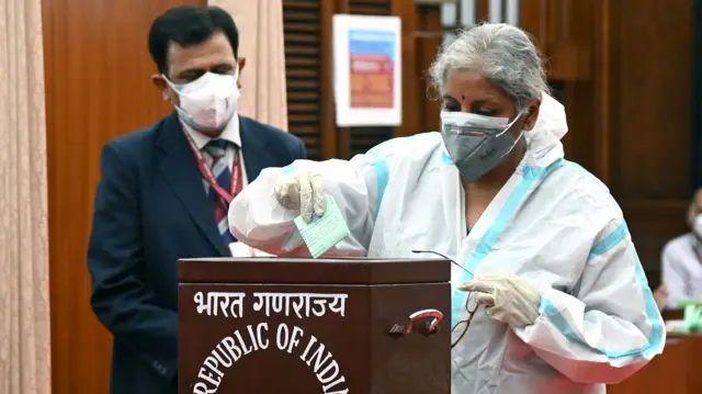 निर्मला सीतारमण