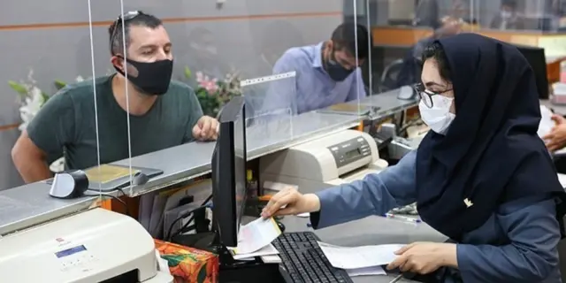 حجاب در ادارات ایران