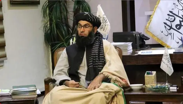 خالد حنفی