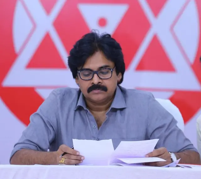 జనసేన పార్టీ అధ్యక్షుడు పవన్ కల్యాణ్