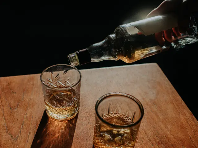 Meet Zambia 'Johnny Walker' wey wan ban alcohol