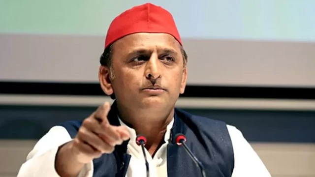 अखिलेश यादव