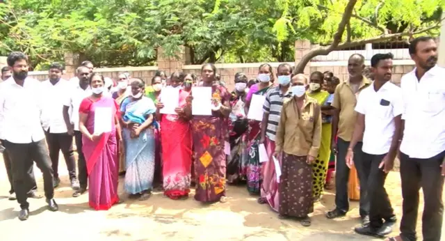 தூத்துக்குடி ஸ்டெர்லைட் ஆலை திறக்க வேண்டும் - மீனவ மக்கள் மாவட்ட ஆட்சியர் அலுவலகத்தில் மனு
