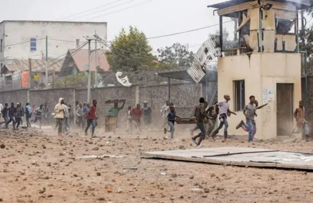 Di chaos continue on Tuesday for one UN base
