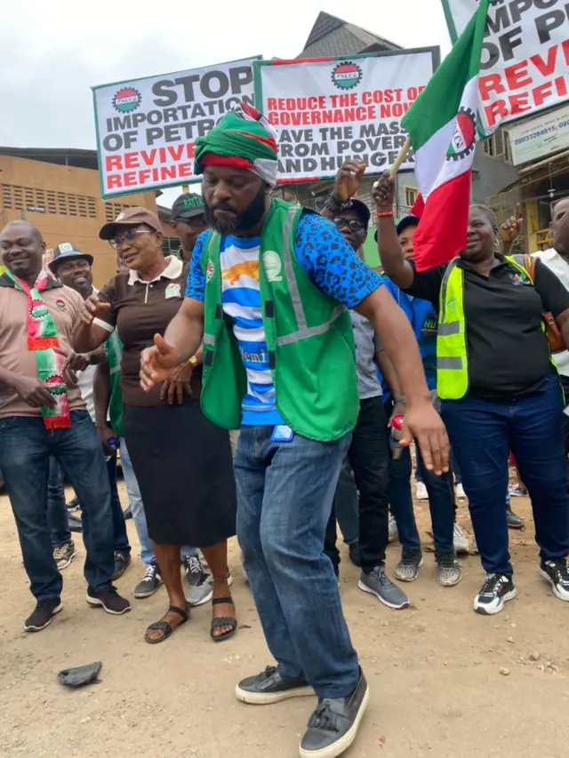 Nigerians Protest ASUU Strike