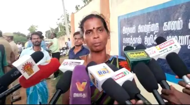 மாணவியின் அண்ணி ரேவதி