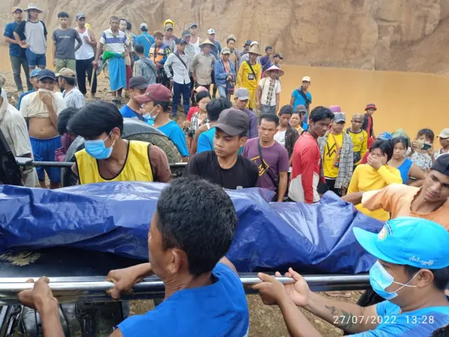 ဖားကန့်မှာ စွန့်ပစ် မြေစာပုံပြိုကျမှုကြောင့် အမျိုးသား ၂ ဦးသေဆုံး