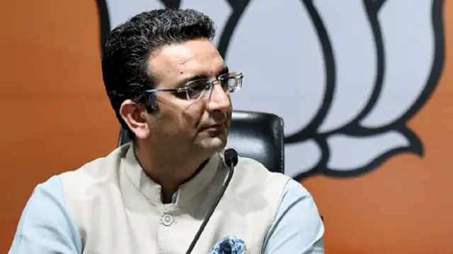 गौरव भाटिया