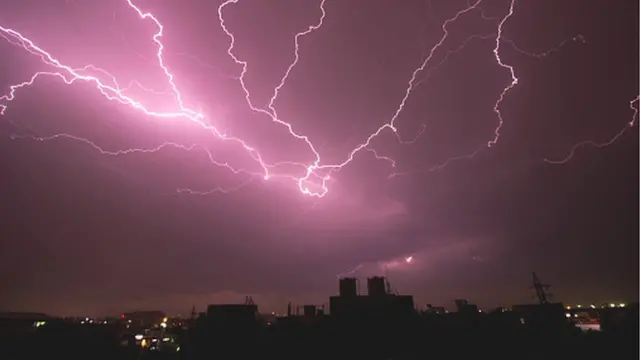మెరుపులు
