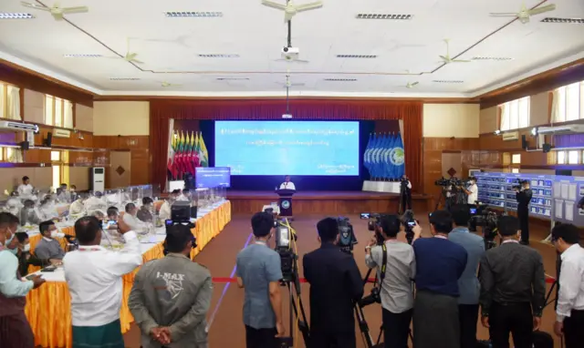ဇူလိုင်လ ၁၆ ရက်နေ့က ပြုလုပ်တဲ့ စစ်ကောင်စီသတင်းစာရှင်းလင်းပွဲ