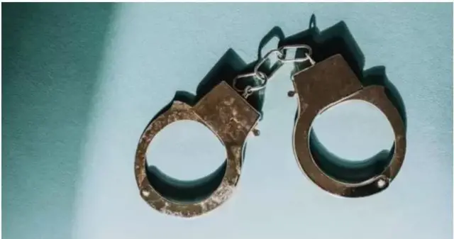 गिरफ़्तारी