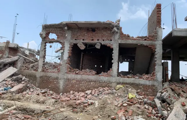 पटना में अवैध अतिक्रमण हटाने का अभियान