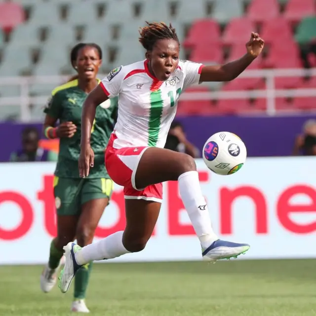 Agbabọọlu Senegal ati Burkinafaso