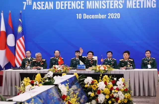 ADMM + အစည်းအဝေးပုံဟောင်း
