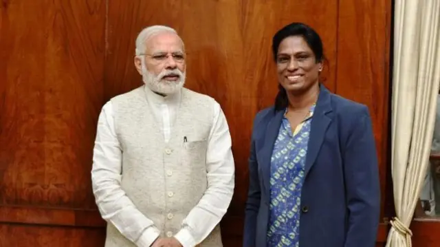 नरेंद्र मोदी के साथ पीटी उषा