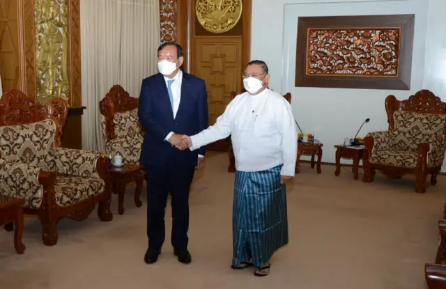 ကမ္ဘောဒီးယားနဲ့ မြန်မာ နိုင်ငံခြားရေးဝန်ကြီးတွေ