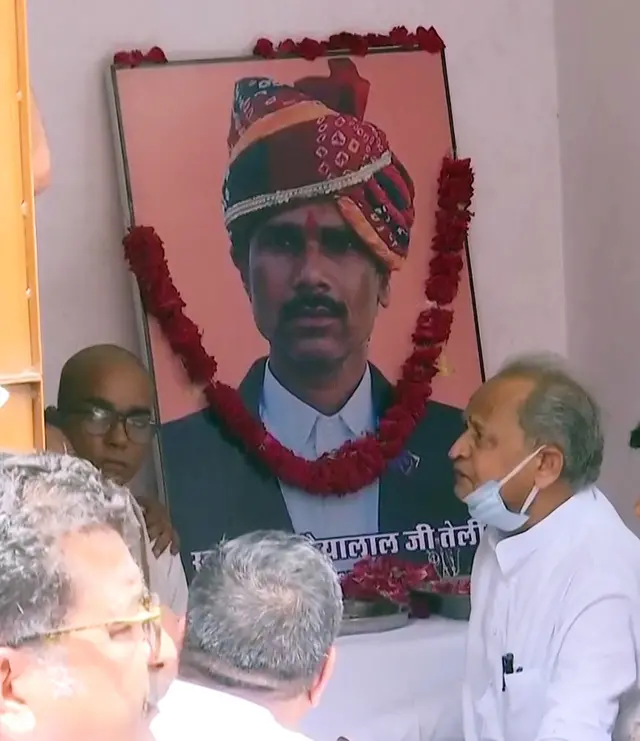 अशोक गहलोत ने 30 जून को कन्हैयालाल के परिवार से मुलाक़ात की थी