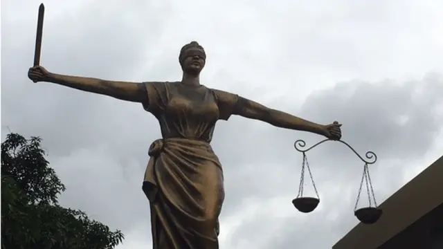 Foto of image wey show say justice blind