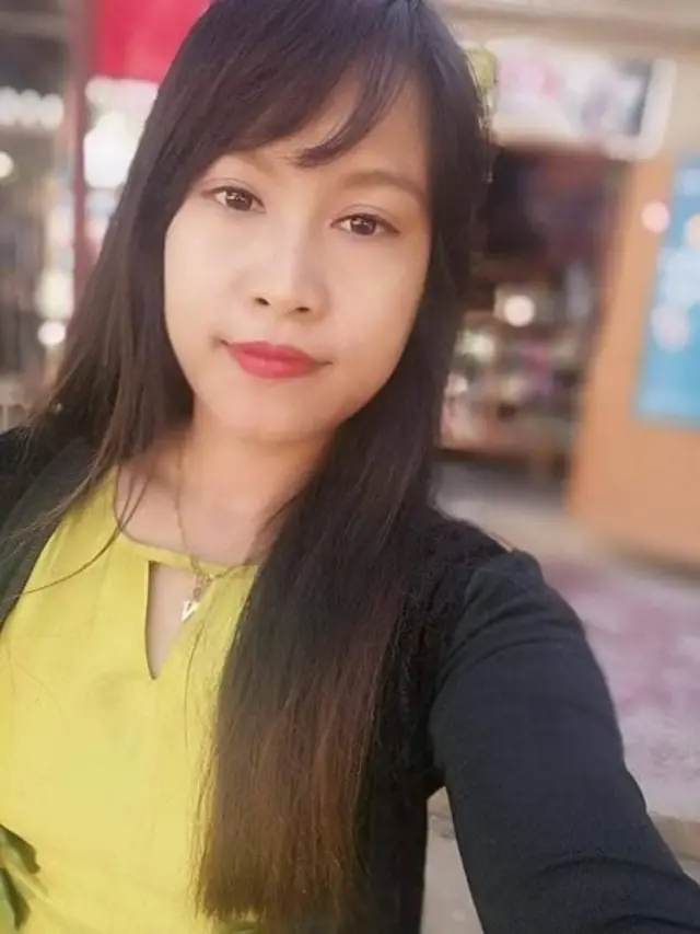မငယ်