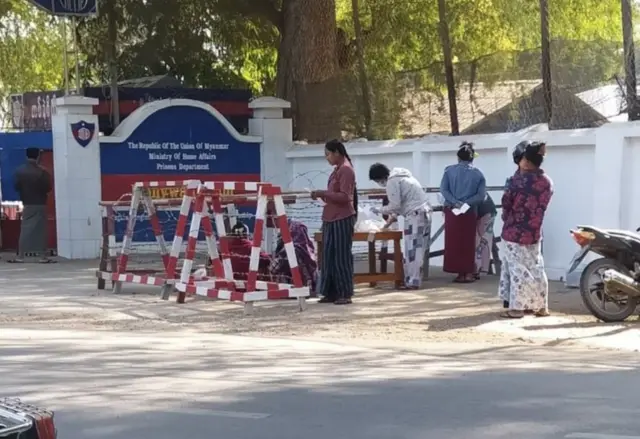 မုံရွာထောင်