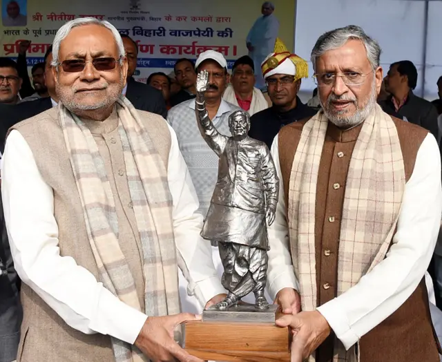 नीतीश कुमार और सुशील कुमार मोदी की फ़ाइल फ़ोटो