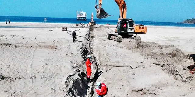 SEA-ME-WE 5 ဖိုက်ဘာဆက်ကြောင်း တပ်ဆင်ချိန်တုန်းက ပုံတွေဖြစ်ပါတယ်