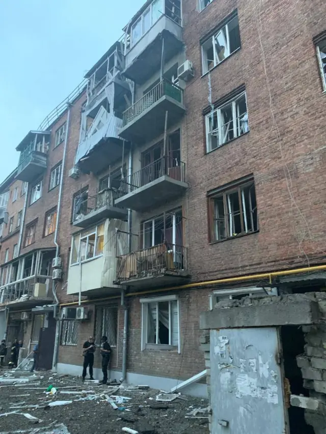 Последствия взрыва в Киевском районе Харькова в четверг