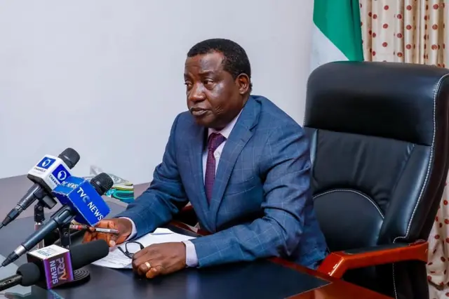 Gọvanọ Simon Lalong onye ji ọkwa Knight n'ụka Katọlịk ekwuola na okwu ya dị njọọ nye Poopu Francis
