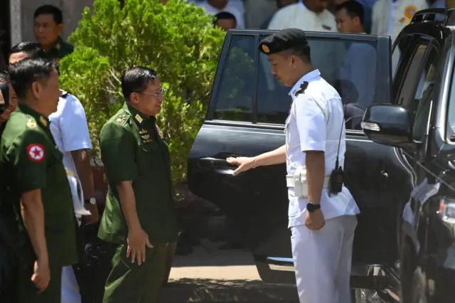 စစ်ခေါင်းဆောင်ကို ဝန်ကြီးချုပ်အဖြစ် ခေါ်ဝေါ်သုံးနှုန်းမှု NUG ကန့်ကွက်