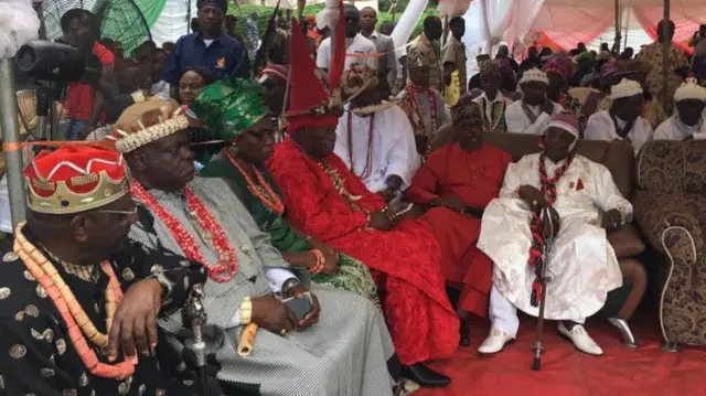 Ndị Eze na okenye Igbo