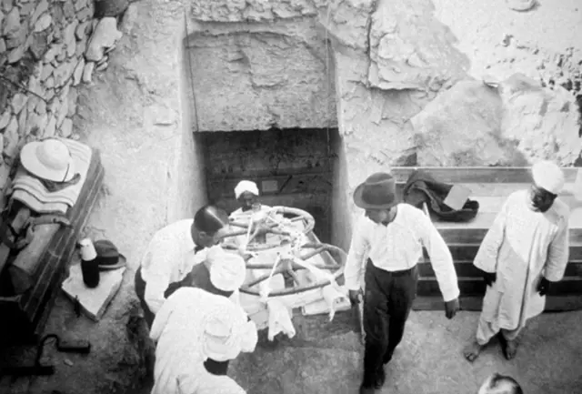 توت عنخ