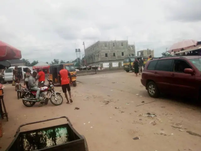 Ahịa Ogbaku nke Owerri, Imo steeti so n'ebe ọtụtụ na-apụta bịa zuru me rekwa ihe na steeti ahụ.