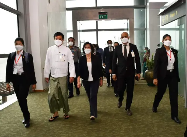 ကုလအထူးကိုယ်စားလှယ်နဲ့ စစ်ကောင်စီဥက္ကဋ္ဌ၊ နိုင်ငံခြားရေးဝန်ကြီးတို့တွေ့ဖို့ရှိ