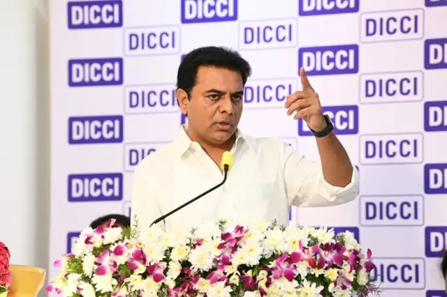 తెలంగాణ ఐటీశాఖ మంత్రి కేటీఆర్