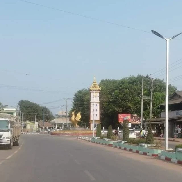 သံဖြူဇရပ်