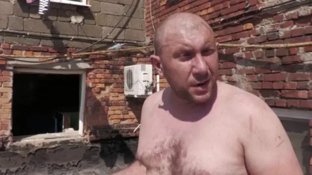 Bohdan Oliinyk anasema aliondoka nyumbani kwake dakika tatu kabla ya mlipuko huo