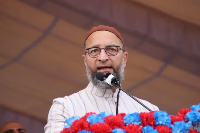 అసదుద్దీన్ ఓవైసీ