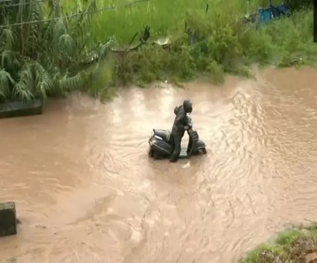 హిమాచల్ ప్రదేశ్‌లో ఆకస్మిక వరదలు