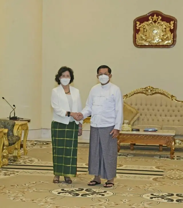 နိုလင်းဟေဇာ၊ စစ်ခေါင်းဆောင်