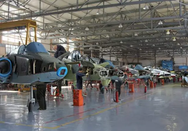 штурмовики Су-25, МіГ-29