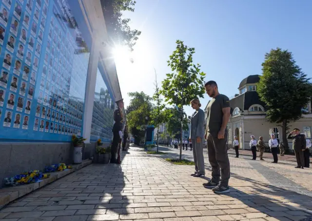 Владимир Зеленский с супругой