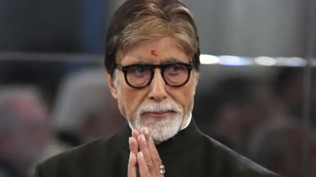 अमिताभ बच्चन