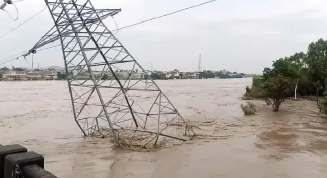 نوشہرہ