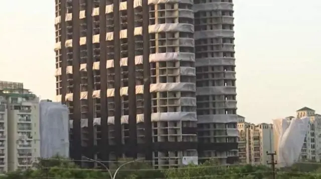 నోయిడా జంట భవనాలు