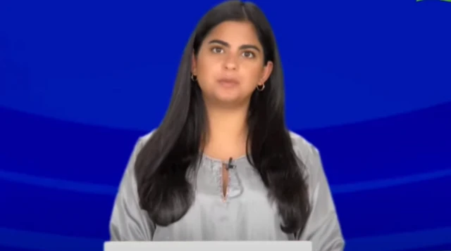ईशा अंबानी