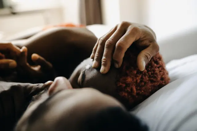 Ndị di na n'akwa