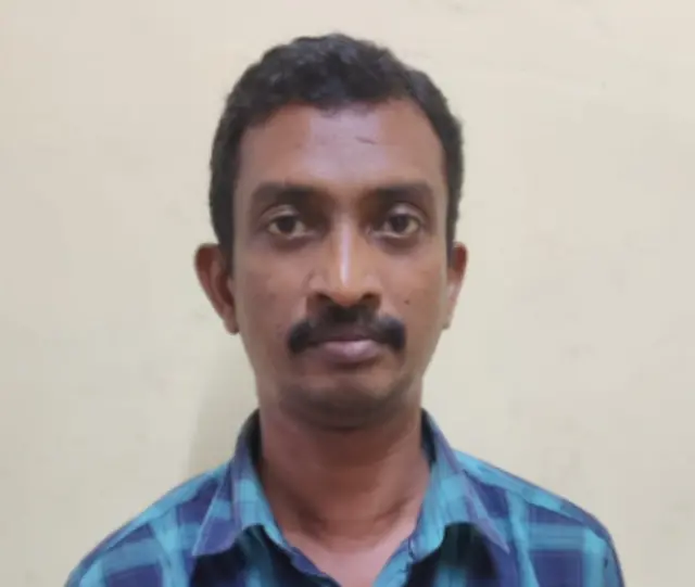 ஆசிரியர் கைது