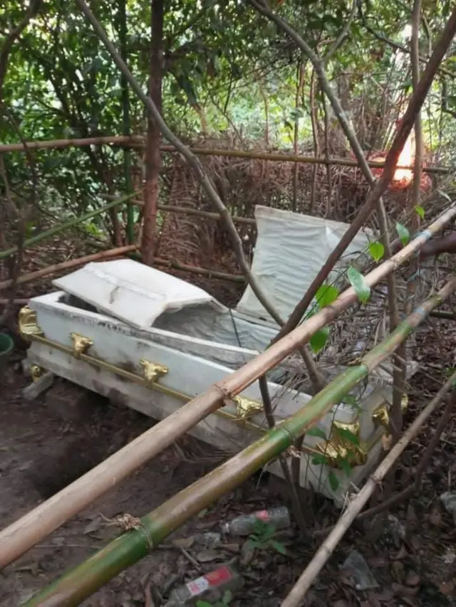 Ogige ndị unknown gunmen
