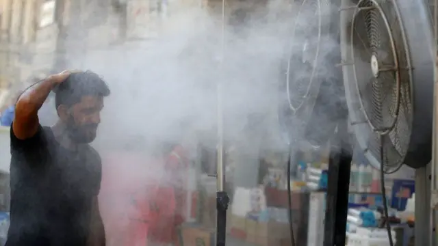 ఇరాక్‌లో వేడికి అల్లాడిపోతున్న ప్రజలు
