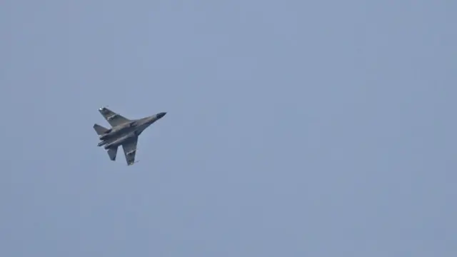 Diyaaradaha dagaalka Shiinaha ee qeybta ka ah dhoolatuska militeri